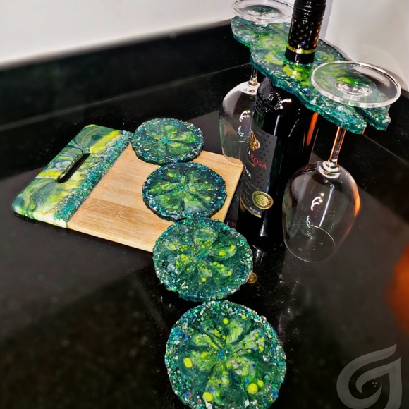 Handmade Board+Wine Rack+Coasters Resin Design - Picture 3 of 5